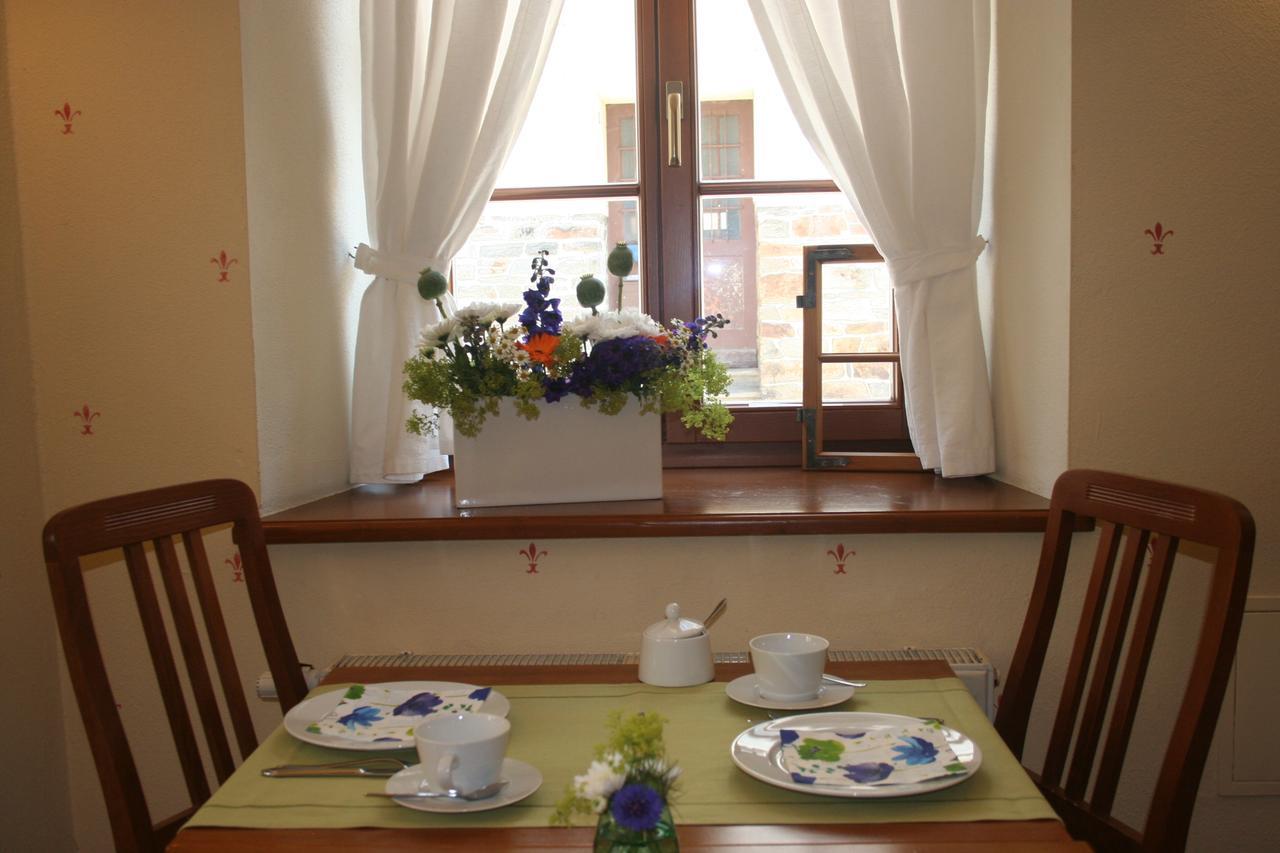 Hotel Blaue Blume 弗赖贝格 外观 照片